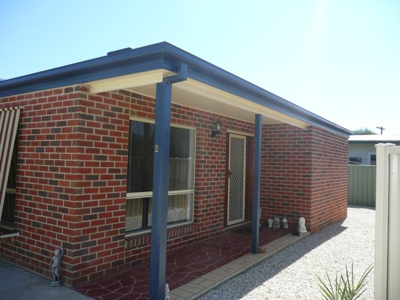 2/8 Dunlop Street, Yarrawonga VIC 3730