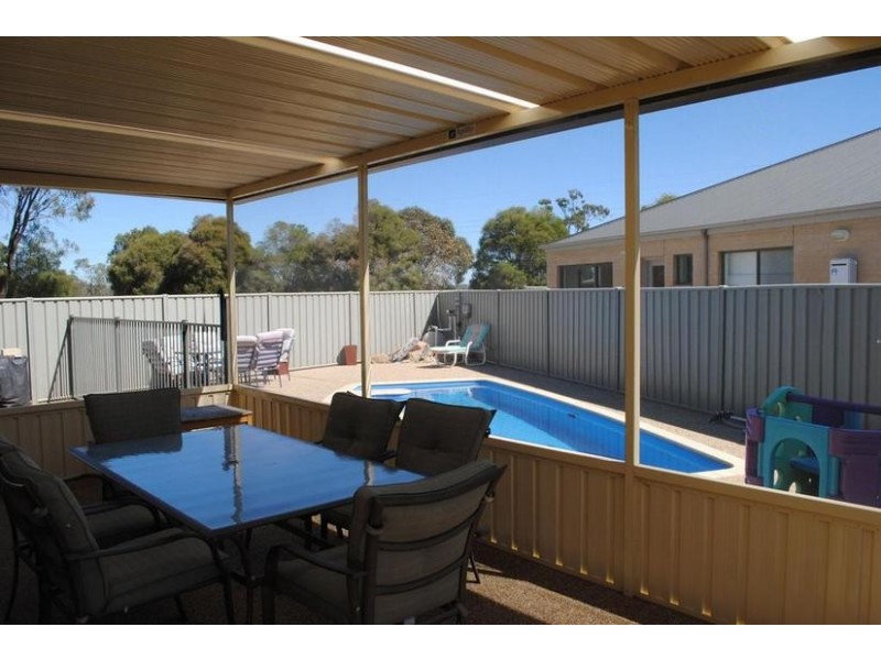 3B Amaroo Crt, Mulwala NSW 2647