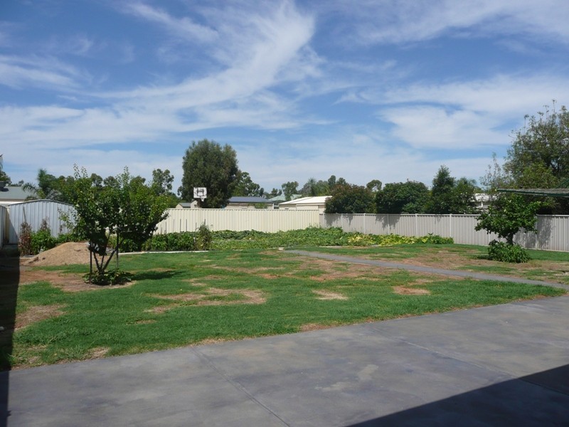 4 Hogans Road, Yarrawonga VIC 3730