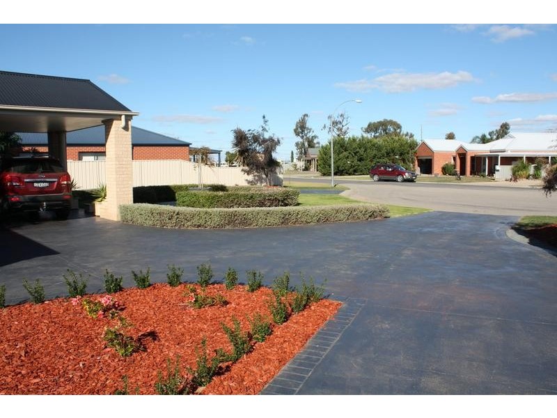 6 Amaroo Court, Mulwala NSW 2647