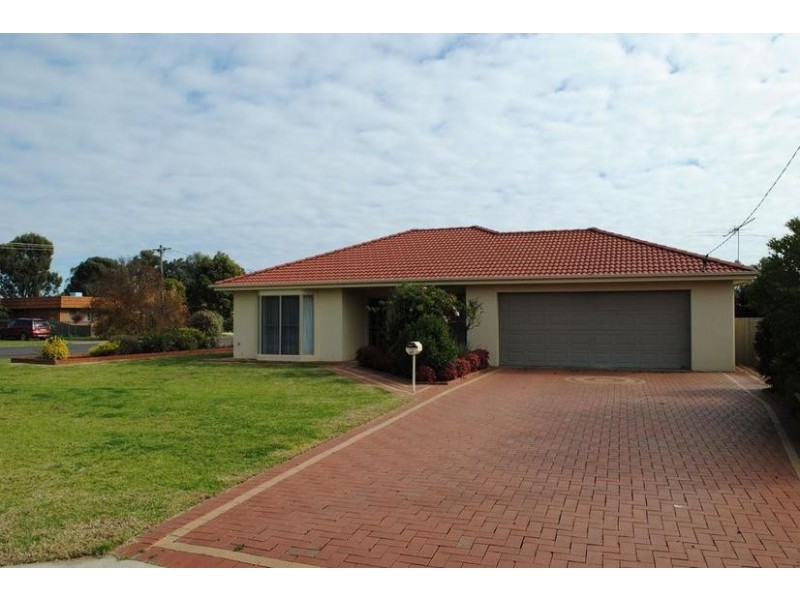 43 Sturt Street, Mulwala NSW 2647