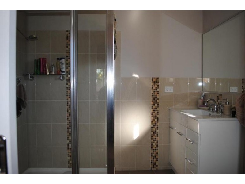 1B McCarthy Close, Yarrawonga VIC 3730