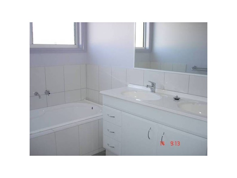 Champagne Crescent, Yarrawonga VIC 3730