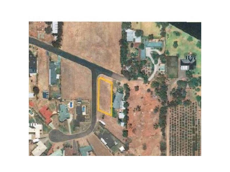 15 Luton Drive, Yarrawonga VIC 3730