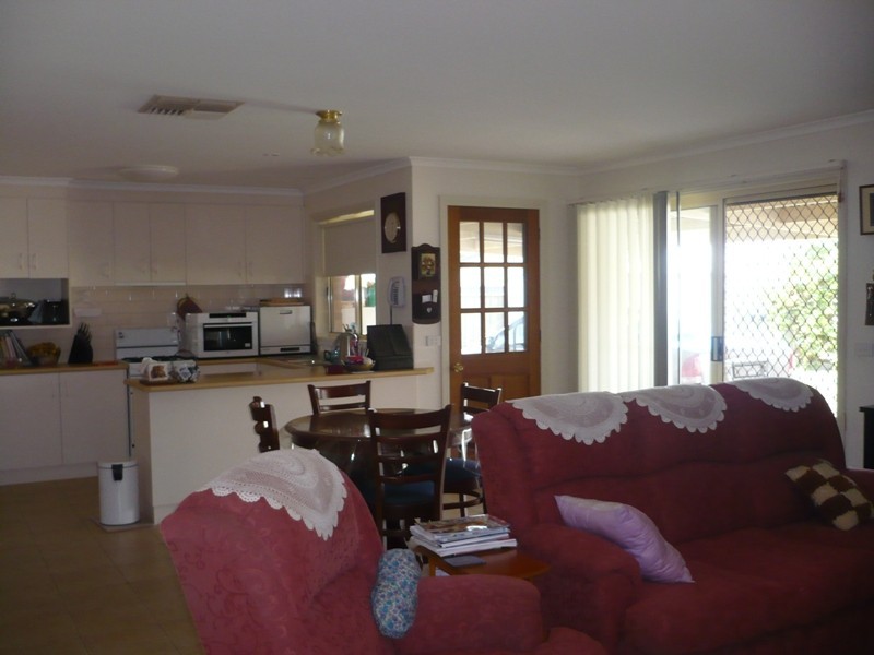 14 Sunshine Boulevard, Mulwala NSW 2647