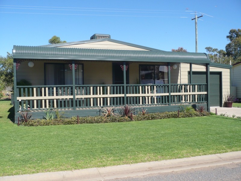 6 Lillian Court, Mulwala NSW 2647