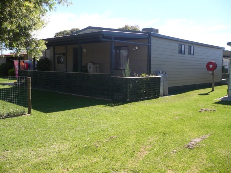 6 Lillian Court, Mulwala NSW 2647