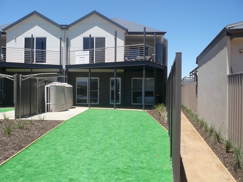 1/2-4 Doc Court, Yarrawonga VIC 3730