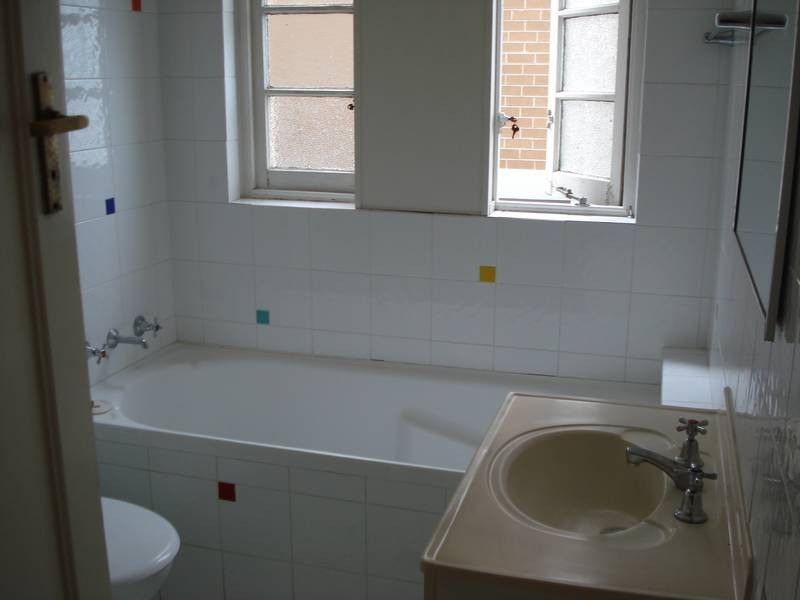 2/222 Old South Head Road, Bondi NSW 2026