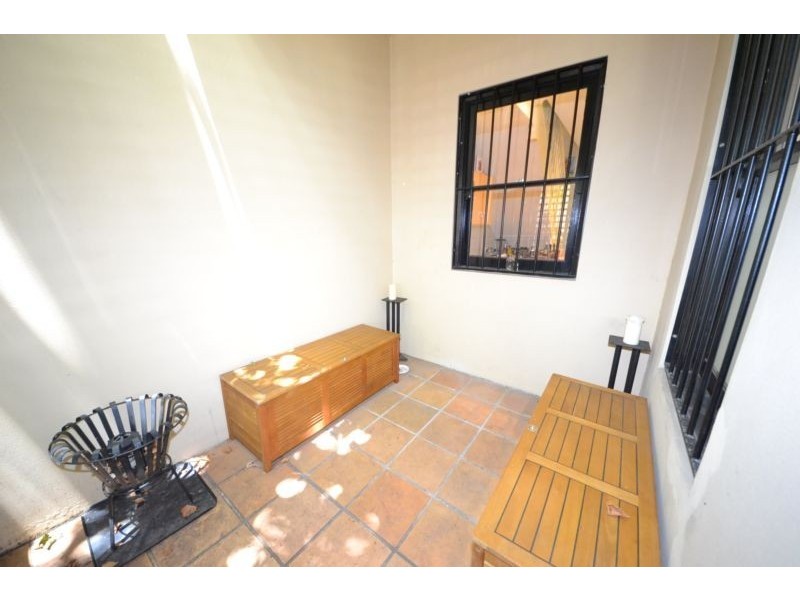 1/173 Cathedral Street, Woolloomooloo NSW 2011