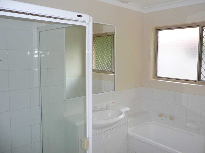 9 Turnberry Cl, Oxley QLD 4075