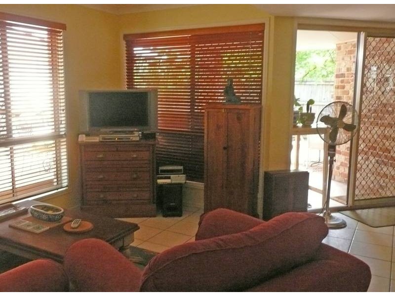 13 Hogan Place, Seventeen Mile Rocks QLD 4073