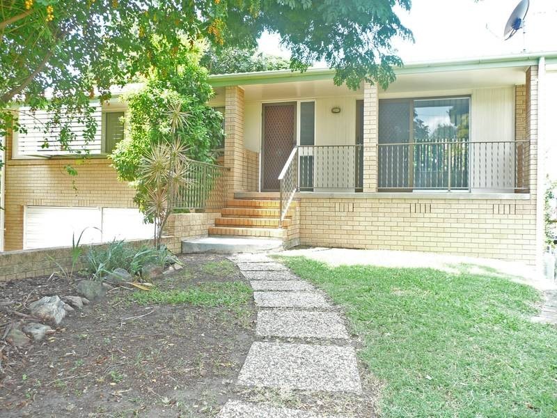 55 Muirlea St, Oxley QLD 4075
