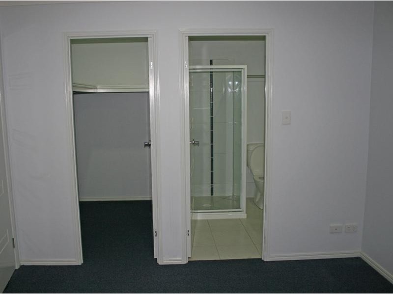 3 York Cl, Oxley QLD 4075