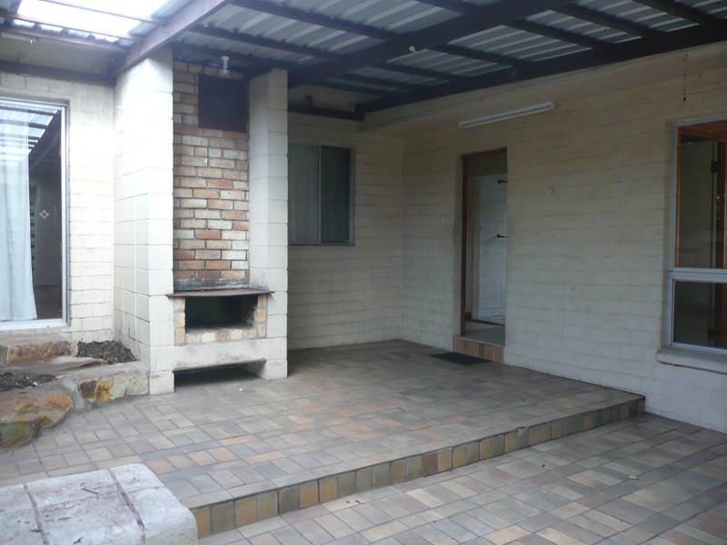 6 Cloverdale Rd, Doolandella QLD 4077