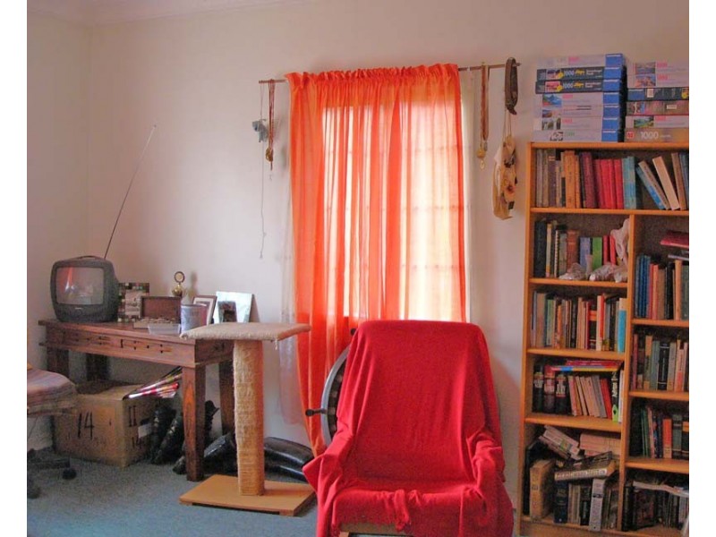 19 Calston Street, Oxley QLD 4075