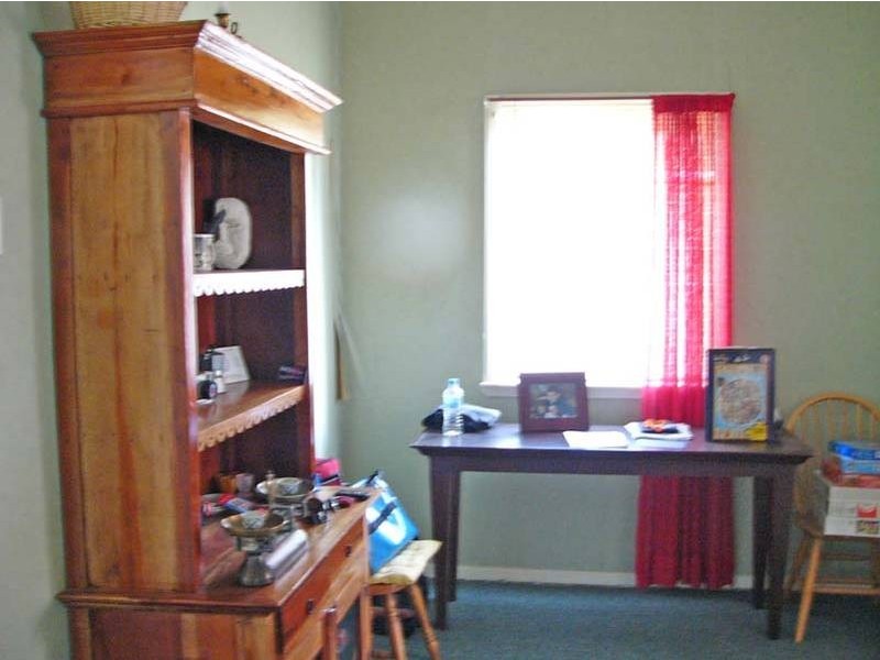 19 Calston Street, Oxley QLD 4075