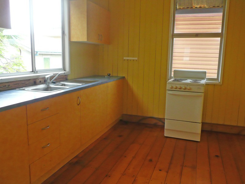 4 Skew St, Sherwood QLD 4075