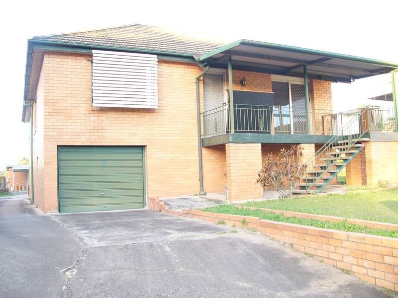 1076 Oxley Rd, Oxley QLD 4075