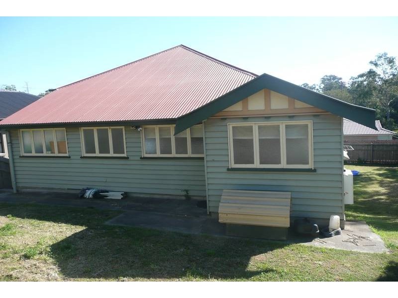 2 Michael Place, Oxley QLD 4075