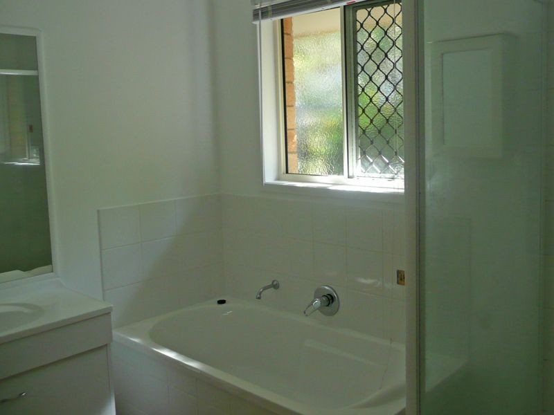 58A Seventeen Mile Rocks Rd, Oxley QLD 4075