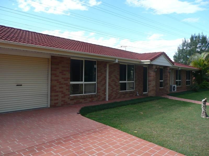 69 Mabel Street, Oxley QLD 4075