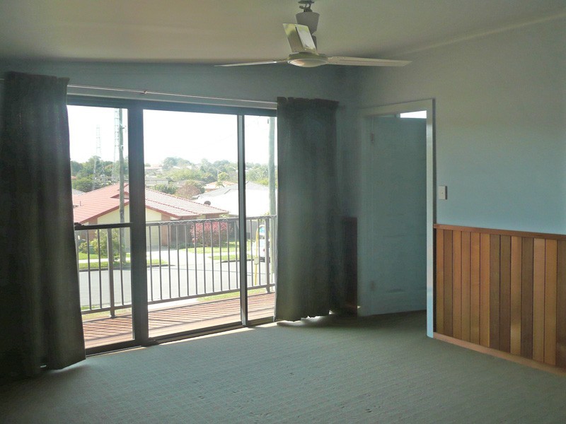 142 Englefield Rd, Oxley QLD 4075