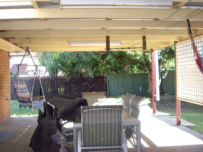 18 Thornburgh Street, Oxley QLD 4075