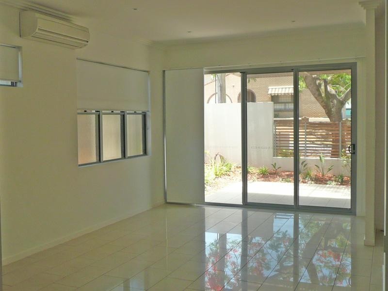 1/1 Robbins St, Corinda QLD 4075