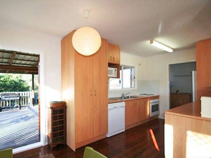 85 Irwin Tce, Oxley QLD 4075