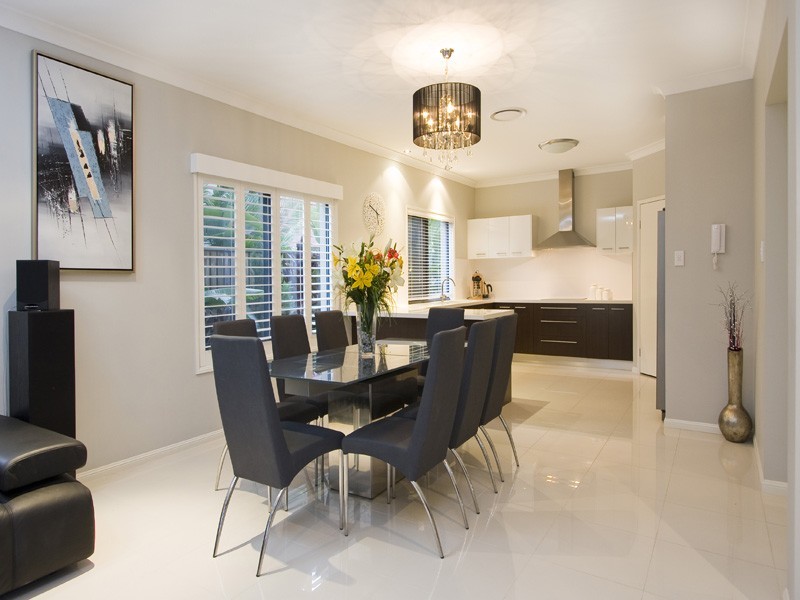 7 Seychelles Lane, Forest Lake QLD 4078