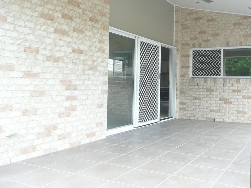 74 Oxley Station Rd, Oxley QLD 4075