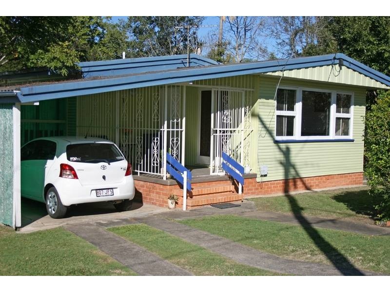 5 Calston Street, Oxley QLD 4075