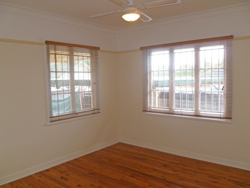 13 Cyclamen St, Inala QLD 4077