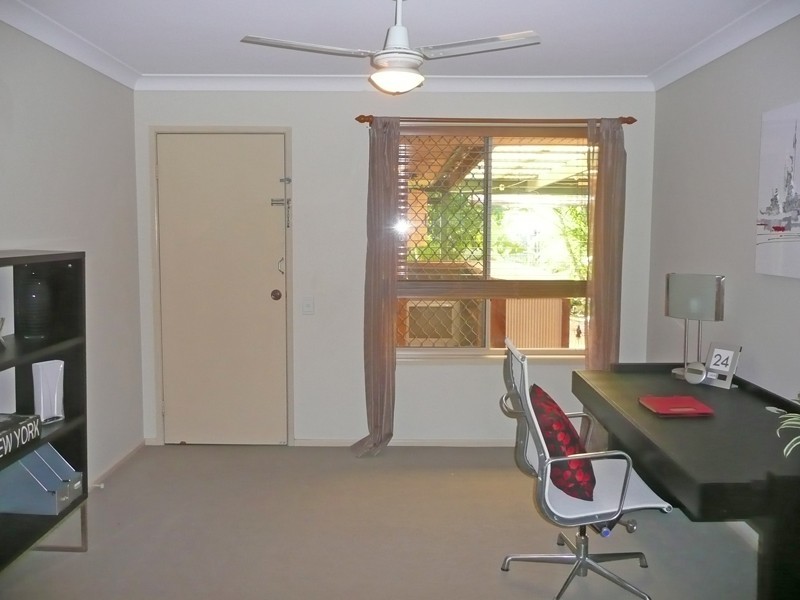 9 Kauri Place, Seventeen Mile Rocks QLD 4073