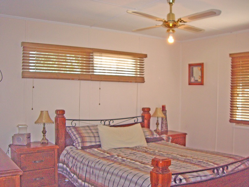 18 Merring Street, Oxley QLD 4075