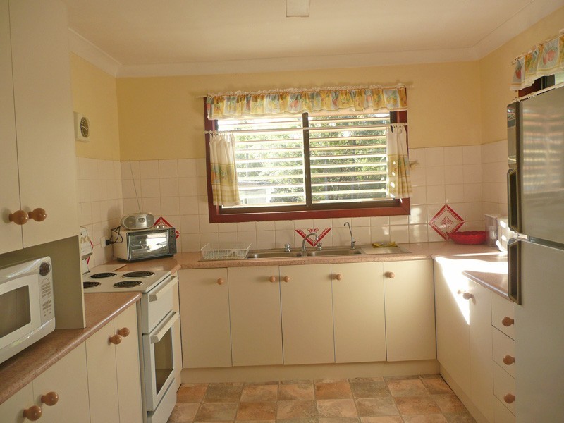 17 Holmedale St, Oxley QLD 4075