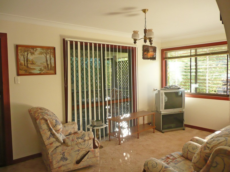 17 Holmedale St, Oxley QLD 4075