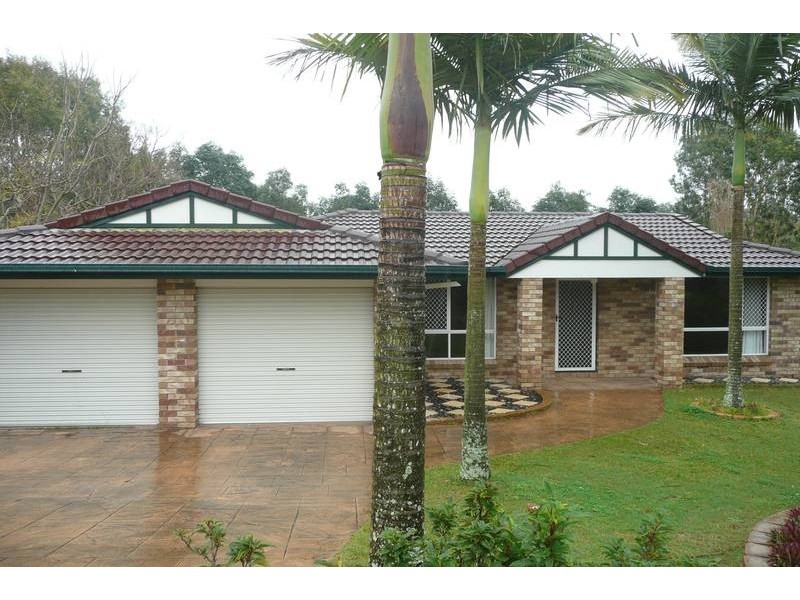 3 Norfolk Pl, Seventeen Mile Rocks QLD 4073