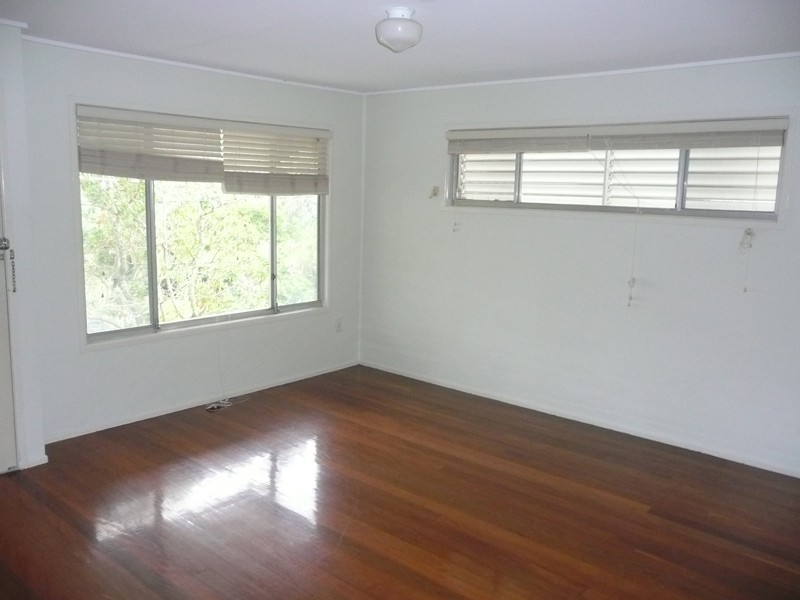 48 Argyle Street, Seventeen Mile Rocks QLD 4073