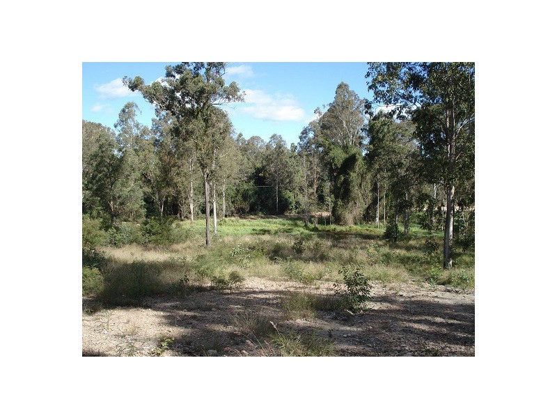 30 Goldfinch Court, Greenbank QLD 4124