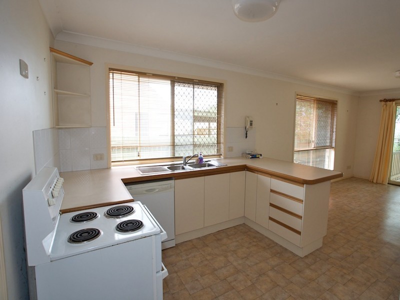 121 Graceville Ave, Graceville QLD 4075