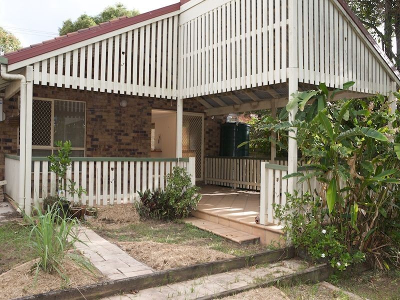 121 Graceville Ave, Graceville QLD 4075