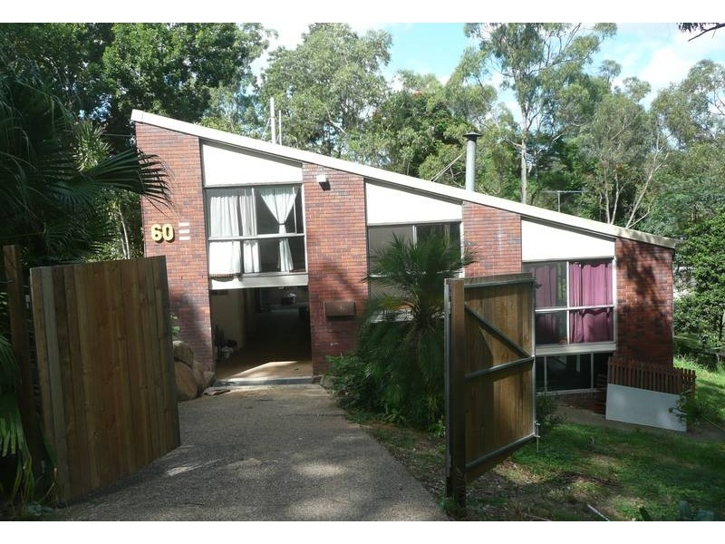 60 Blackheath Rd, Oxley QLD 4075