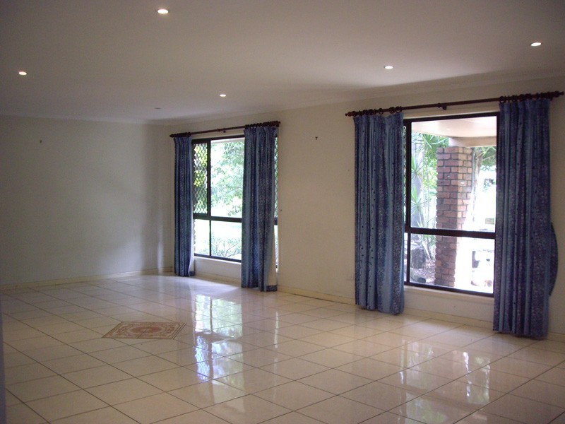 16 Durundur Court, Durack QLD 4077