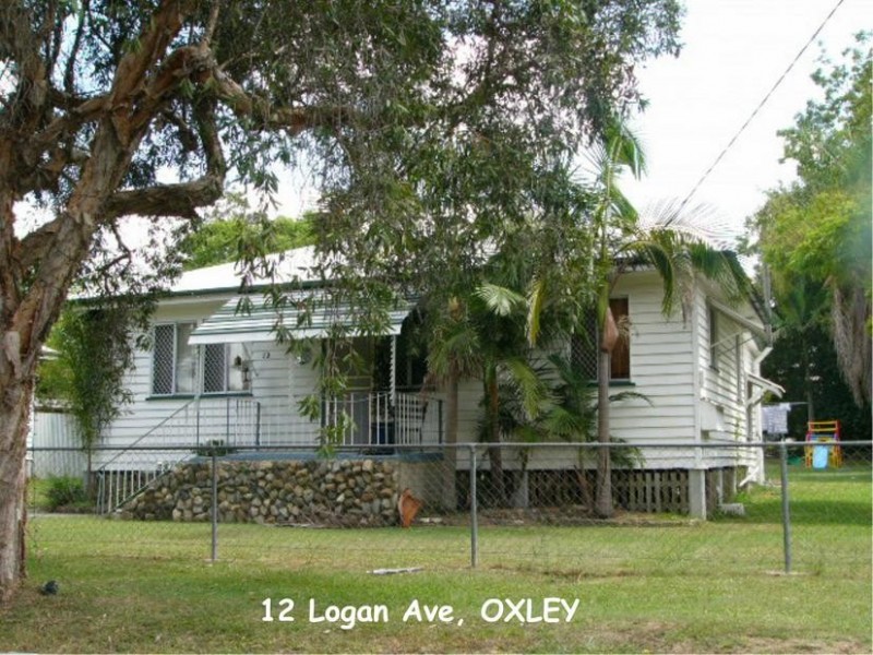 12 Logan Ave, Oxley QLD 4075