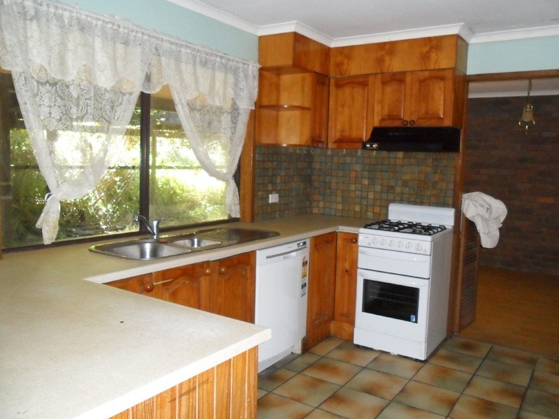 1604 Blunder Rd, Heathwood QLD 4110