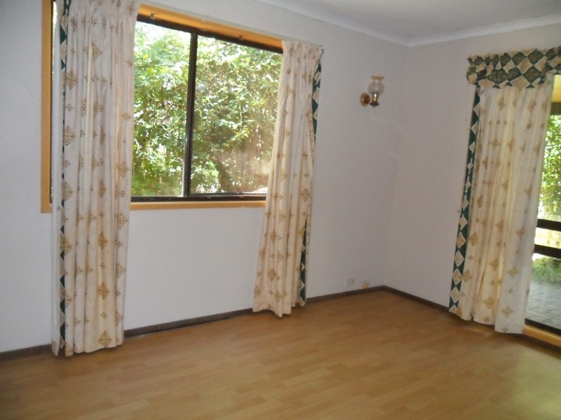 1604 Blunder Rd, Heathwood QLD 4110