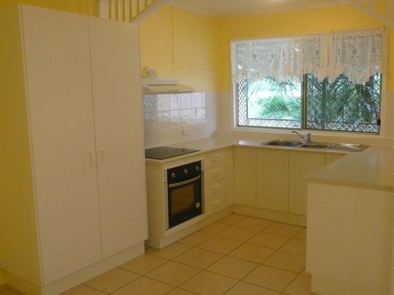 58 Oxley Station Rd, Oxley QLD 4075