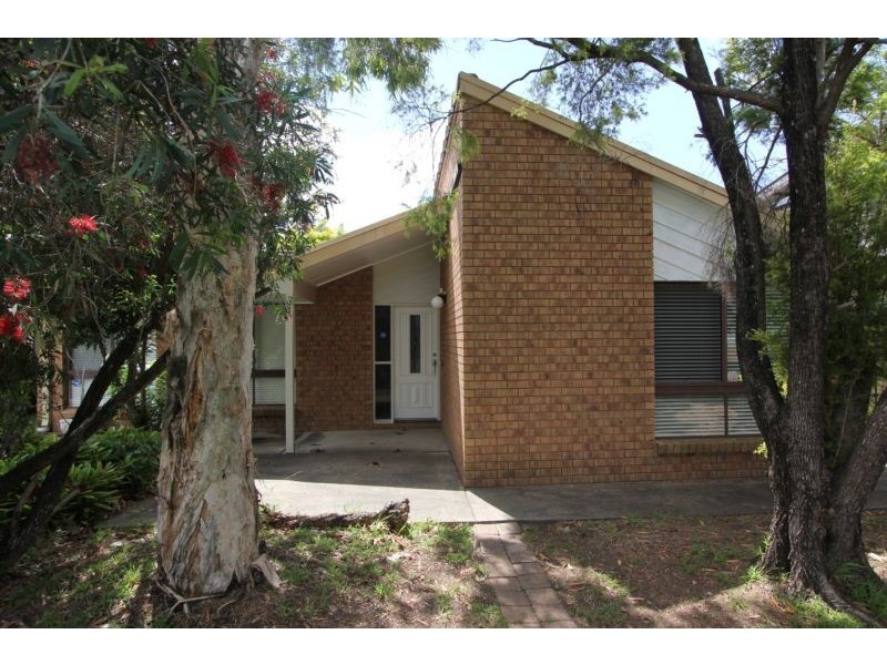 19 Thornburgh St, Oxley QLD 4075